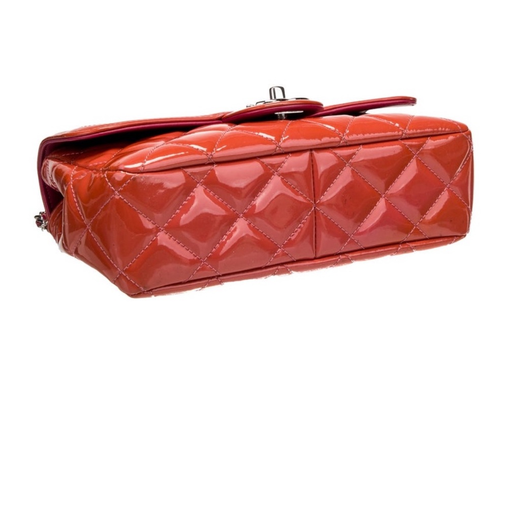 CHANEL Orange Quilted Patent Leather Shoulder Bag - Picture 5 of 7